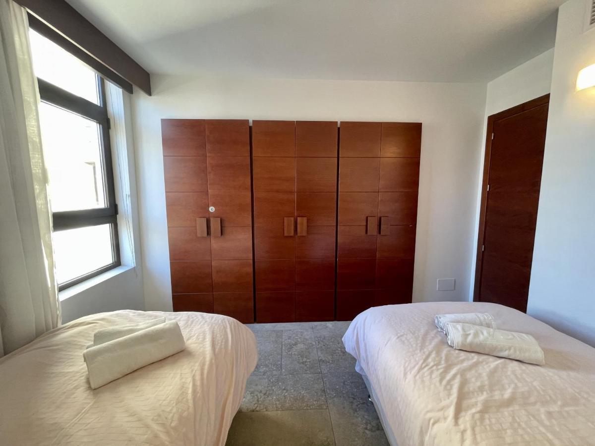 Exclusive Beachfront Apartment Torremolinos - Pool - Paddle - Tenis - Wifi - Central Aircon Luaran gambar
