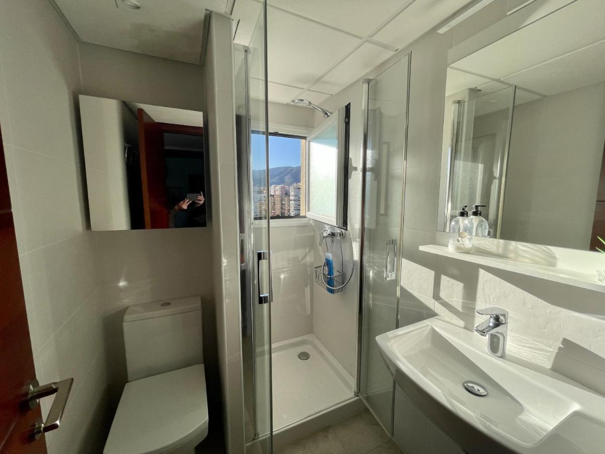 Exclusive Beachfront Apartment Torremolinos - Pool - Paddle - Tenis - Wifi - Central Aircon Luaran gambar